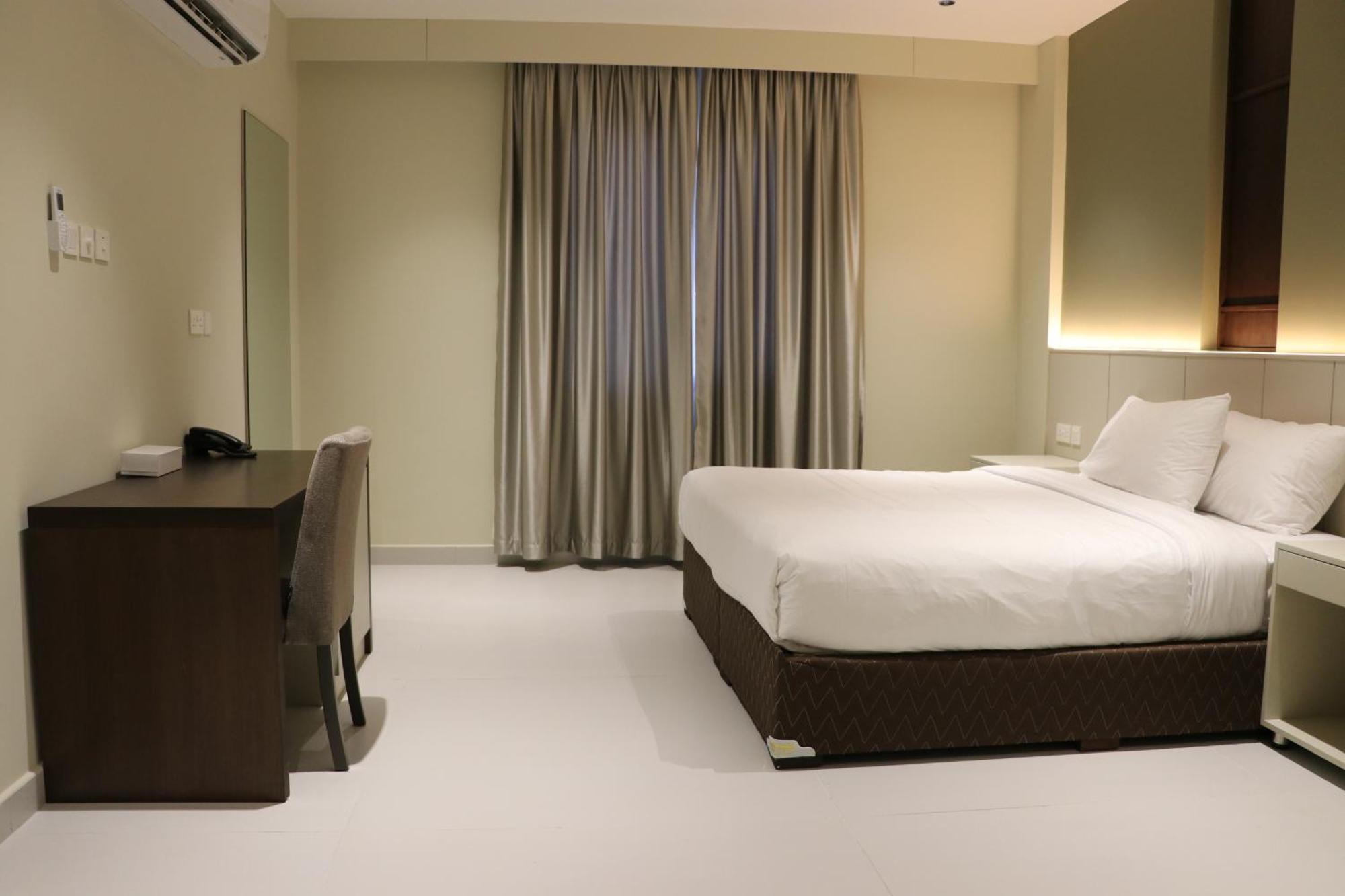 Jarzez Hotel Apartments Al Hail Сиб Экстерьер фото